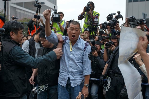 Ikut Demo, Raja Media...