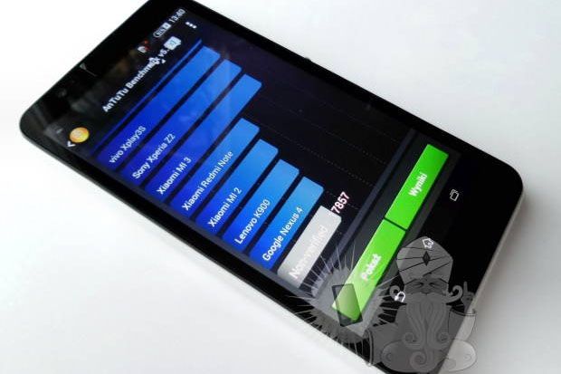 Beredar Foto-foto Xperia...