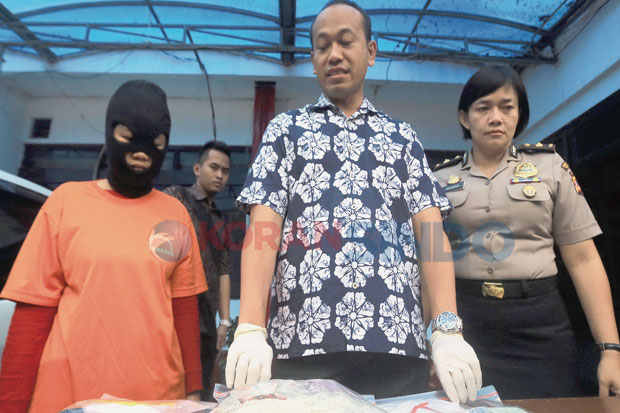 Penjual Keperawanan...