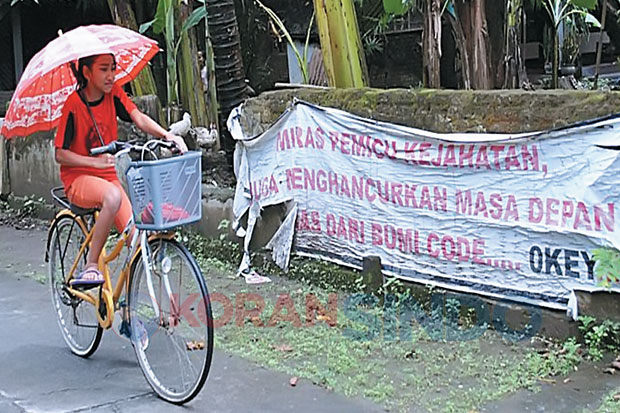 Dua Korban Miras Oplosan...