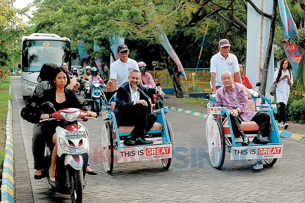 Inggris Jajaki Kerja...