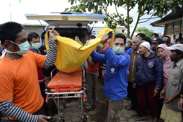 Longsor Susulan Masih...