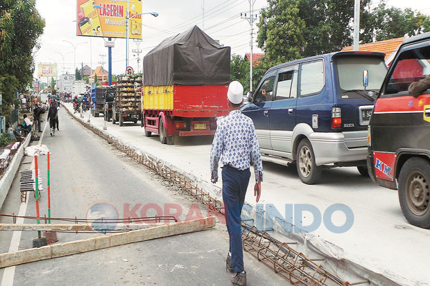 Perbaikan Jalan Pantura...