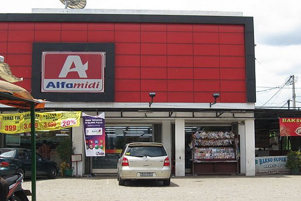Saham Alfamart di Alfamidi...