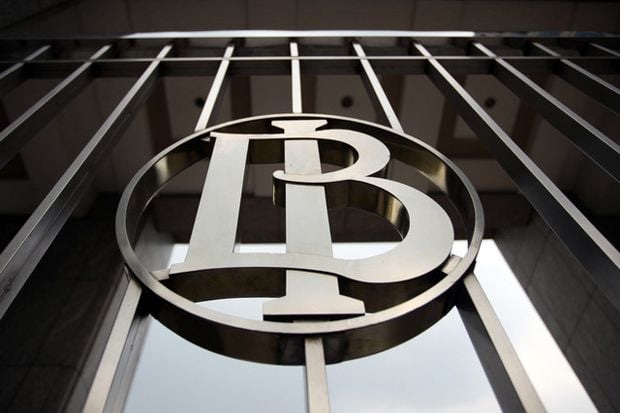 Rupiah Terpuruk, BI...
