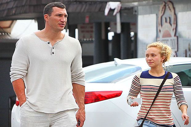 Klitschko Kini Dikepung...