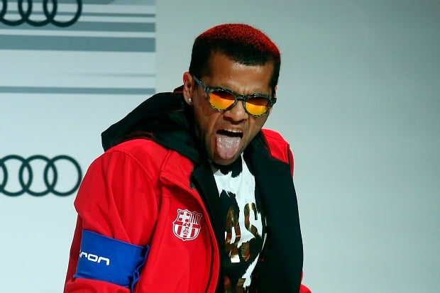 Dani Alves Dipastikan...