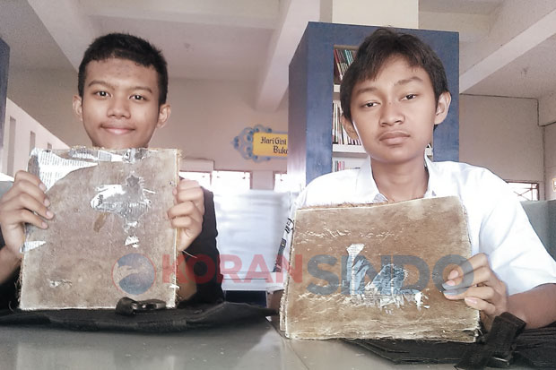 Terbuat dari Sabut Kelapa,...