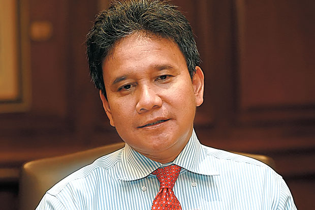 Ekonomi Masih Dibayangi...