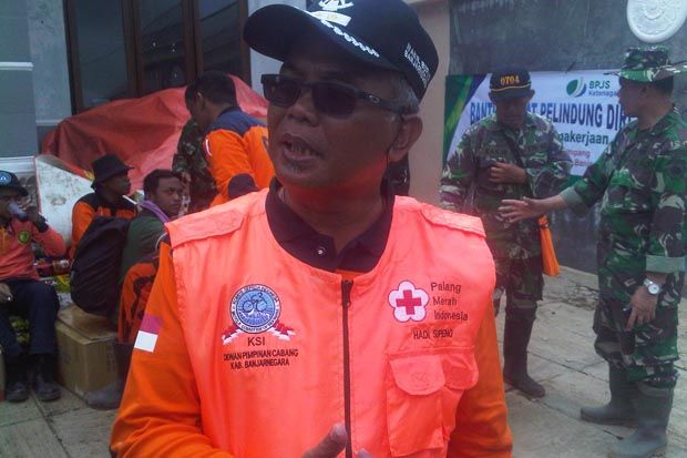 1 Relawan Longsor Banjarnegara...