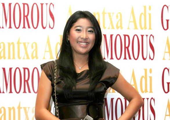 Rambut Rontok, Olivia...
