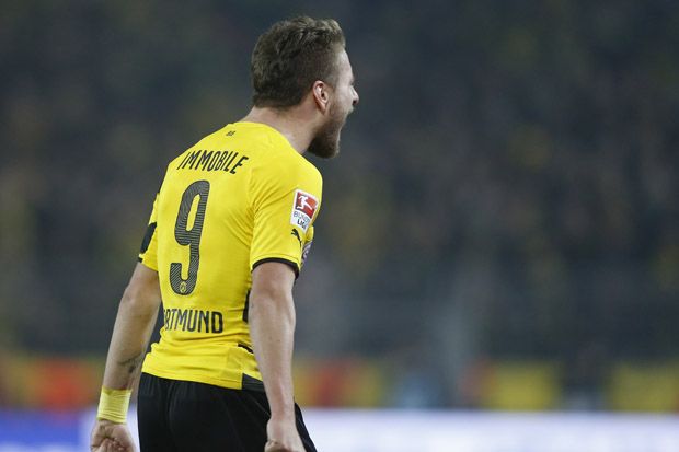 Dortmund Berbagi Angka...