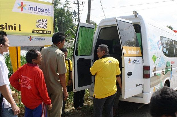 Mobil Klinik Indosat...