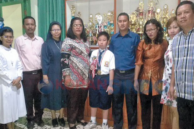 Sekolah Dukung Daniel...