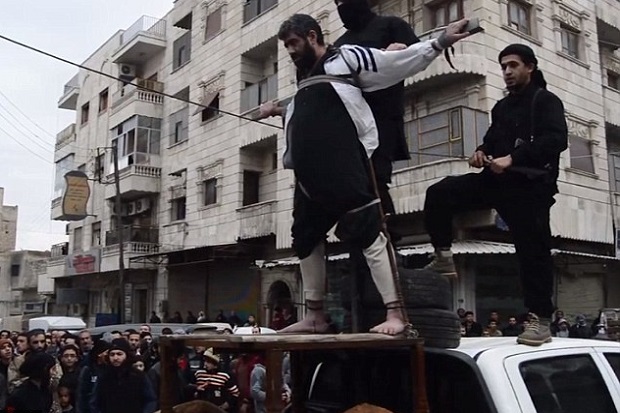 ISIS Menyalib Mata-mata...