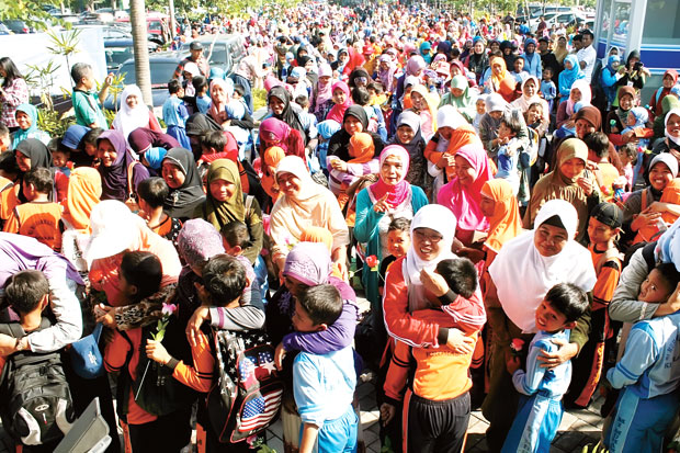 Ribuan Anak di Kediri...