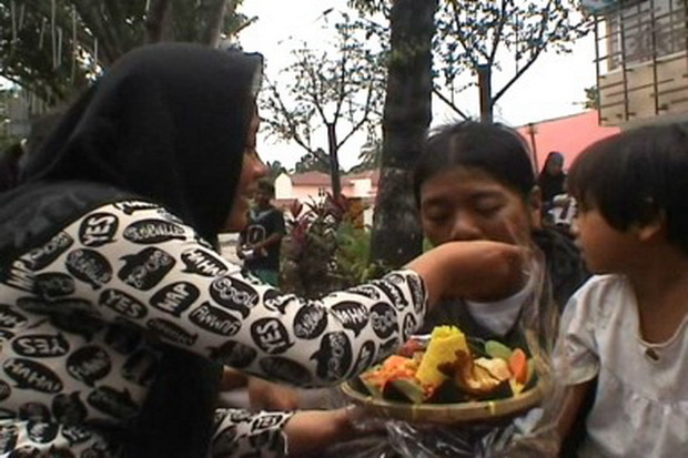Mengharukan, Kejutan...