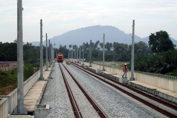 Pengembangan Jalur KA...