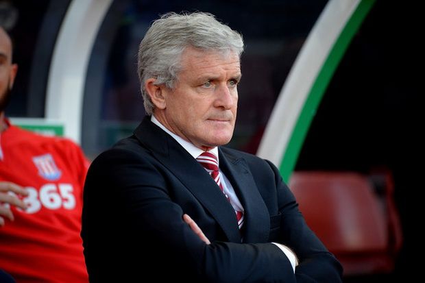 Pelatih Stoke Dukung...