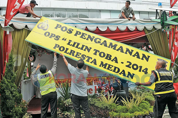 Tim Medis Siaga di 10...