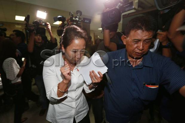 Pengamat: Rini Sembarangan...
