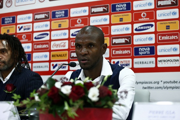 Abidal Ogal Latih Tim...