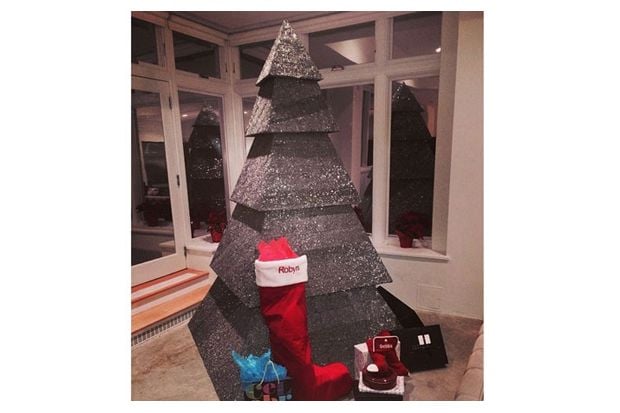 Pohon Natal Rihanna...