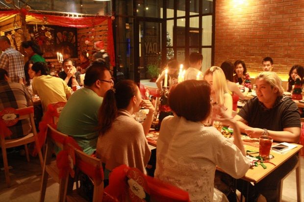 Christmas Fine Dining,...