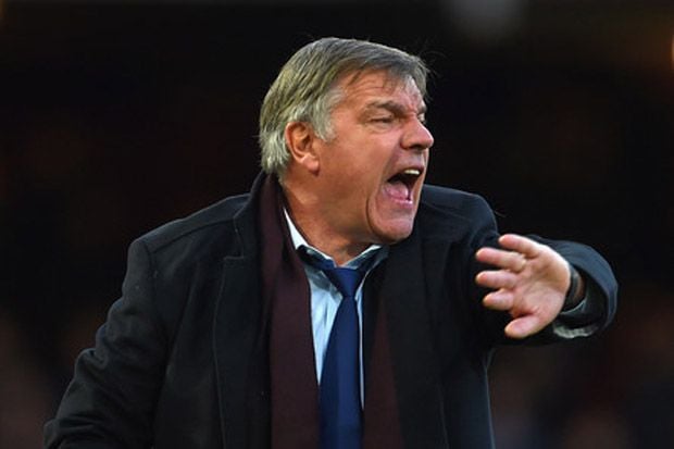 Allardyce Tatap Laga...