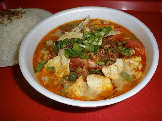 Menikmati Soto Betawi,...