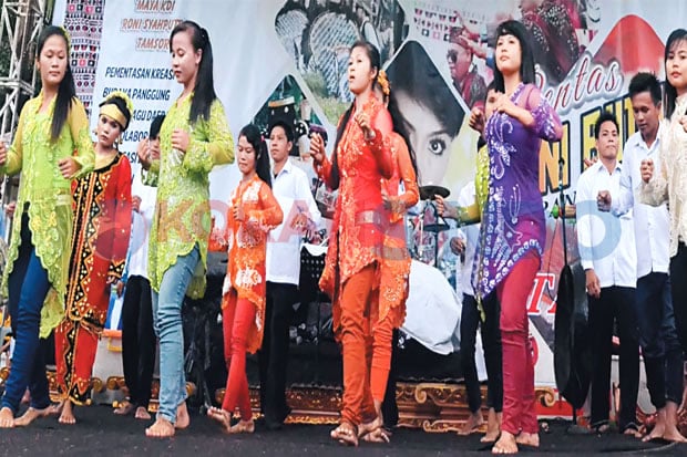 Pesta Seni Budaya di...