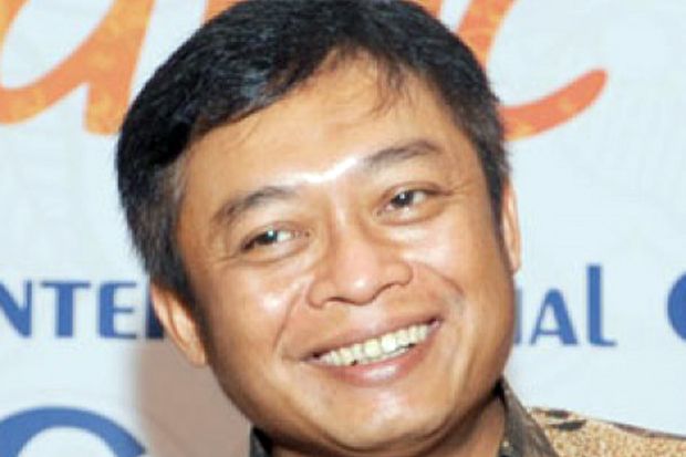 Ririek Ardiansyah Jabat...