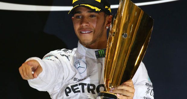 Lewis Hamilton Permalukan...