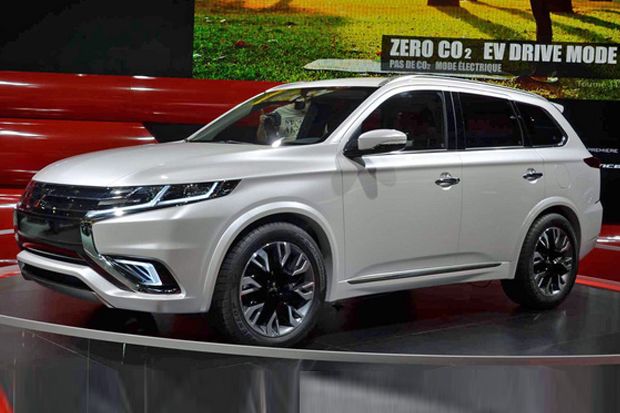 Outlander PHEV Bisa...