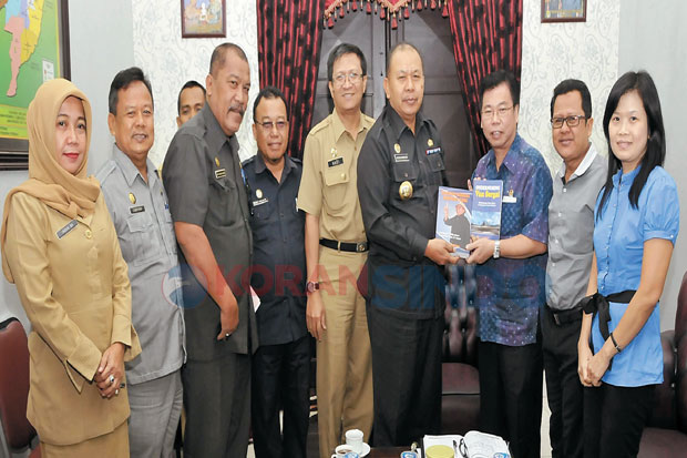 Sofyan Tan Bantu Benahi...