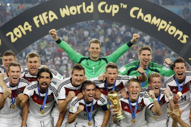 10 Momen Spektakuler...
