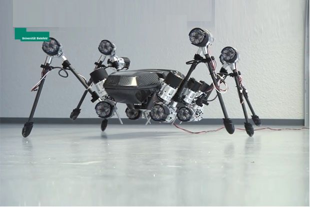 Robot Ini Dapat Mengerakkan...