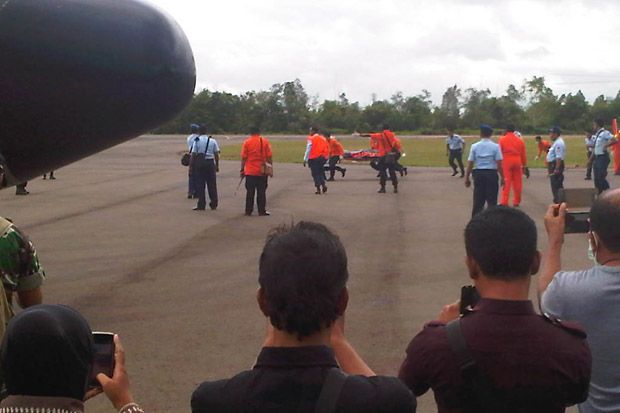 Dua Jenazah Korban AirAsia...