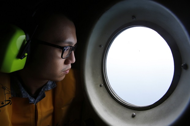 Cari AirAsia, AL Singapura...