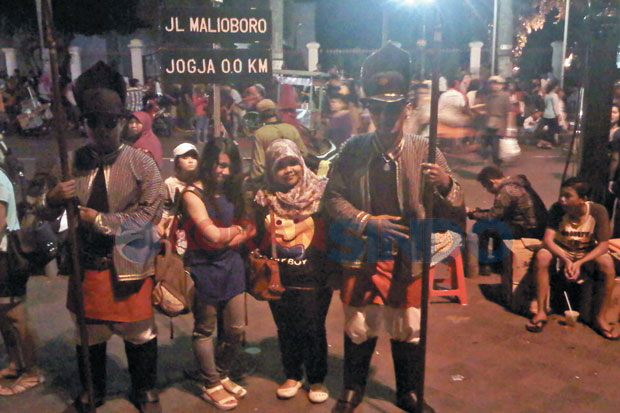 Malioboro Dipadati Pejalan...