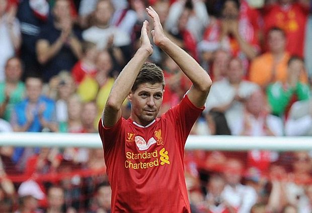 Gerrard Lanjutkan Karier...