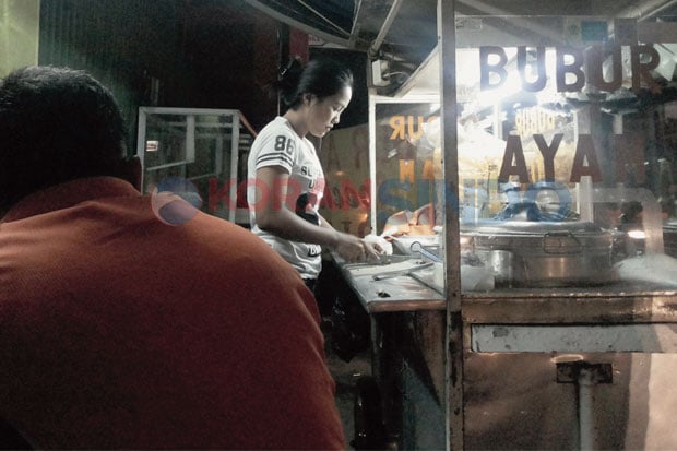 Pedagang Bubur Cantik,...