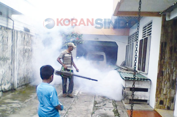 Dinkes Gencar Fogging...