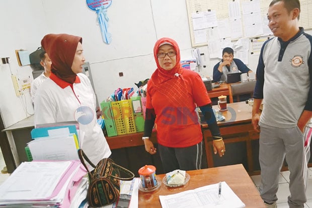 Belasan PNS Terancam...