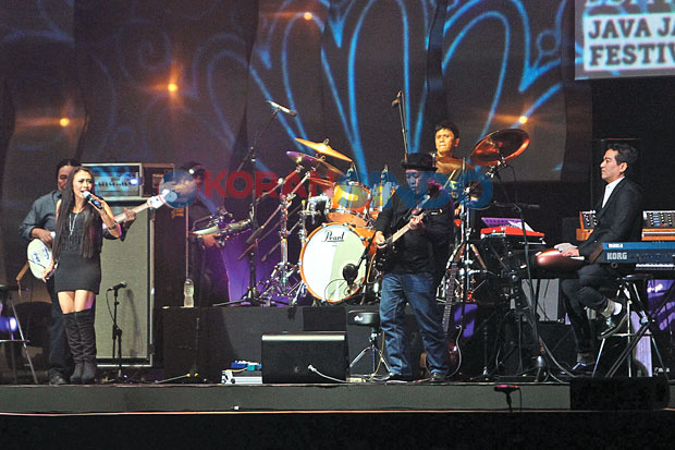 Album Baru di Tahun...