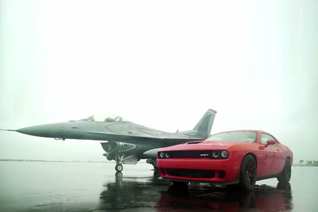 Aksi Balap Challenger...