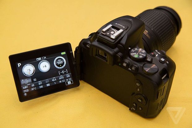 Nikon Kenalkan D5500...