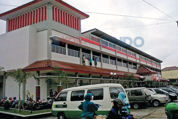 9 Januari, Pedagang...