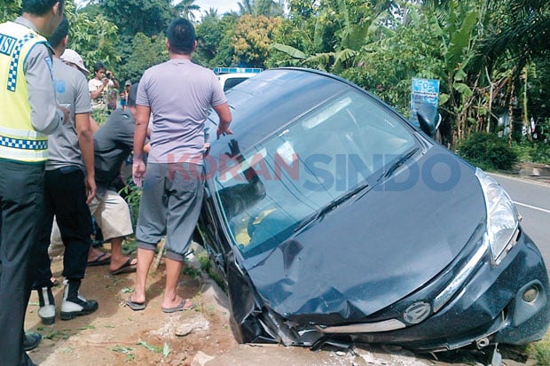 Hendak Jajan,Tiga Anak...