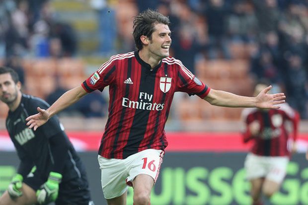 Milan Gagal Jaga Keunggulan...